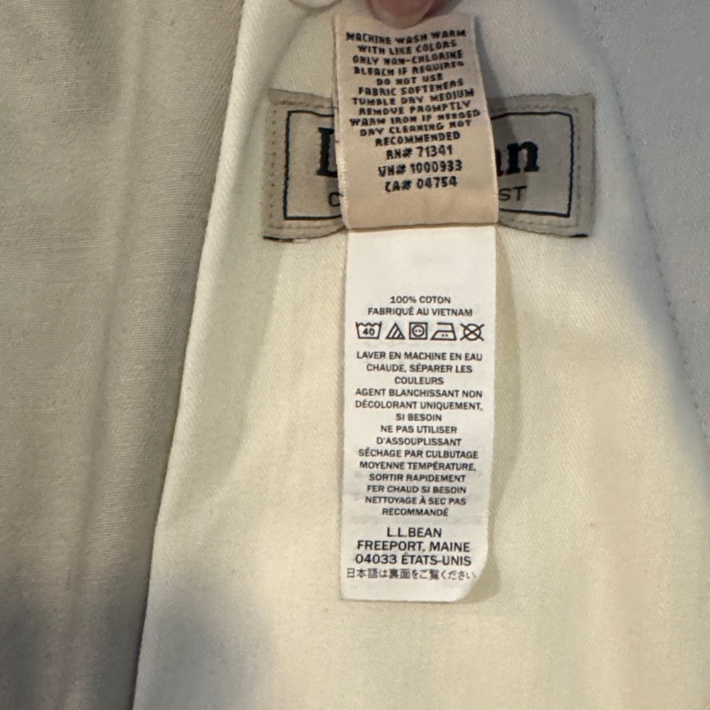 LLBean Wrinkle-Free Double L Chino Tan 44w Comfort Waist 8” Shorts - Picture 8 of 8